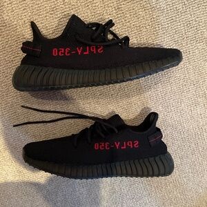 YEEZY BOOST 350 V2 BRED Size 12.5